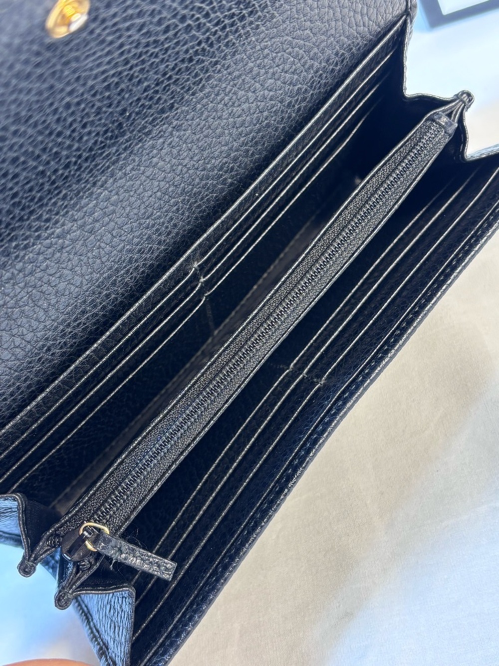 Gucci Marmont Black Flap Wallet - Picture 9 of 15